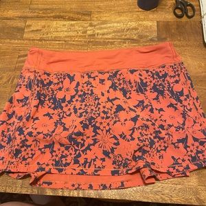 Lululemon pace rival skirt